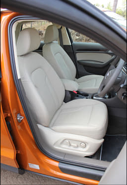 The front seats are just as comfortable as either the Q5 or Q7&#8217;s, if not as large.